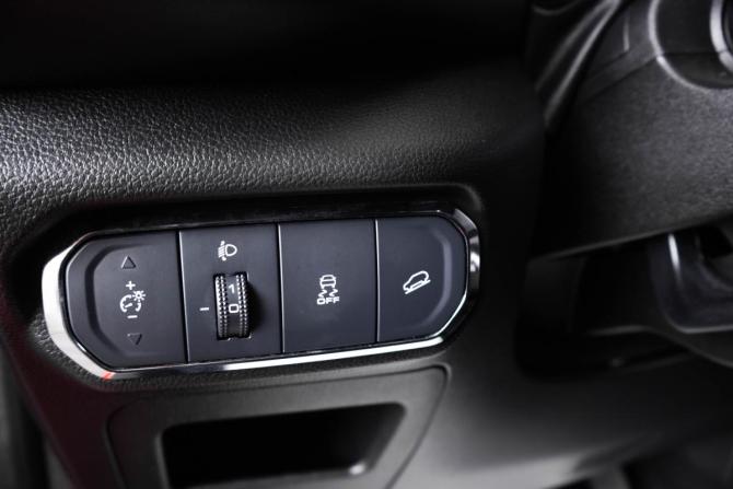 Haval Jolion I с пробегом 2022 года, цена 1 999 000 рублей, 91000 км, внедорожник, Автокод Объявления