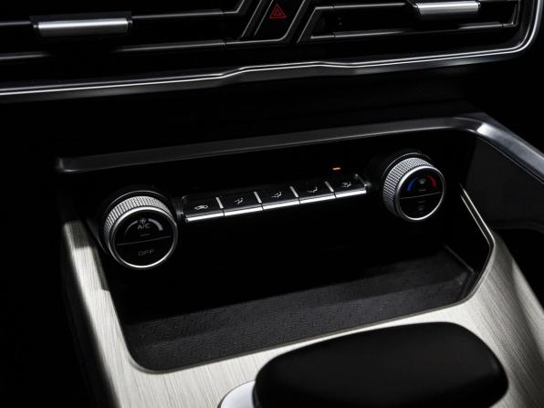 Geely Coolray I с пробегом 2023 года, цена 1 650 000 рублей, 45348 км, внедорожник, Автокод Объявления
