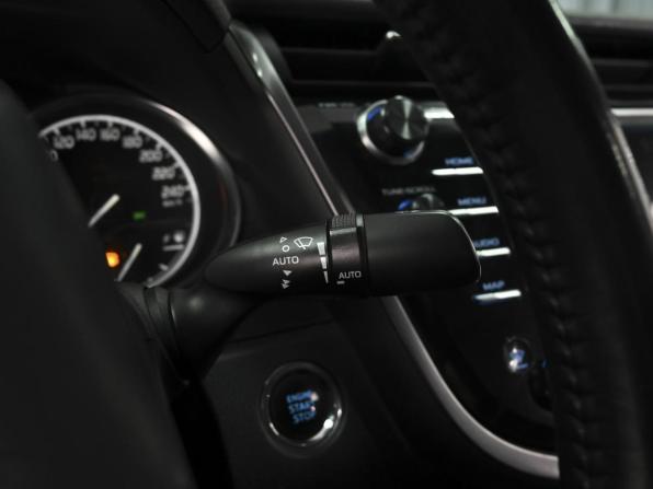 Toyota Camry VIII (XV70) с пробегом 2019 года, цена 2 327 111 рублей, 252377 км, седан, Автокод Объявления