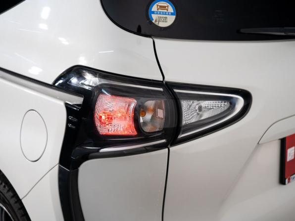 Toyota Sienta II Рестайлинг с пробегом 2021 года, цена 1 585 000 рублей, 45281 км, компактвэн, Автокод Объявления