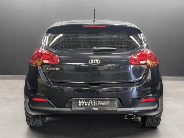 Kia Ceed II с пробегом 2015 года, цена 1 175 000 рублей, 131365 км, хэтчбек, Автокод Объявления