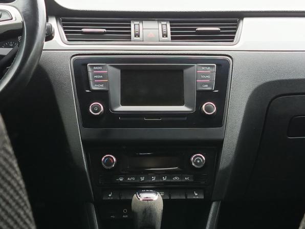 Skoda Rapid I с пробегом 2016 года, цена 950 000 рублей, 178540 км, лифтбек, Автокод Объявления