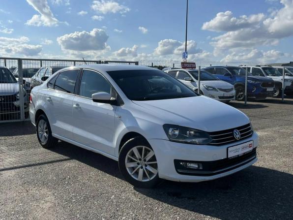 Volkswagen Polo V Рестайлинг с пробегом 2017 года, цена 995 000 рублей, 158372 км, седан, Автокод Объявления