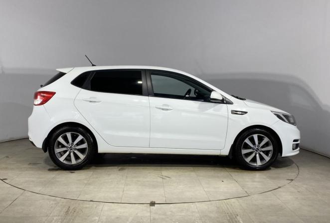 Kia Rio III Рестайлинг с пробегом 2016 года, цена 1 100 000 рублей, 113630 км, хэтчбек, Автокод Объявления