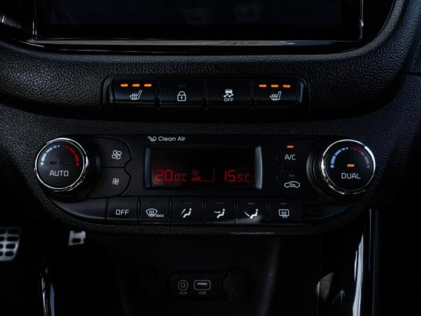Kia Ceed GT I Рестайлинг с пробегом 2016 года, цена 1 696 000 рублей, 226713 км, хэтчбек, Автокод Объявления