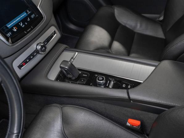 Volvo XC90 II Рестайлинг 1 с пробегом 2020 года, цена 4 200 000 рублей, 108242 км, внедорожник, Автокод Объявления