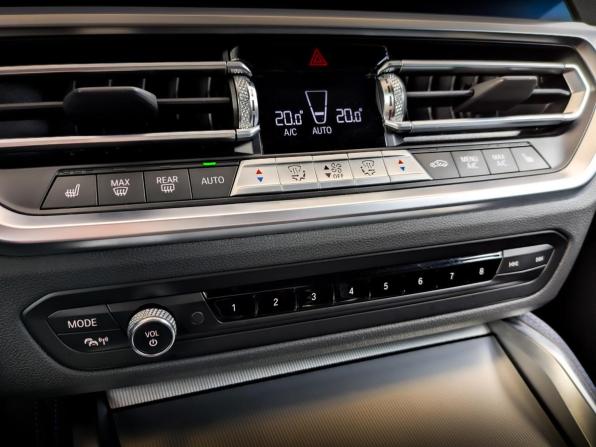BMW 4 серии G22 G23 G26 с пробегом 2022 года, цена 4 895 000 рублей, 117153 км, лифтбек, Автокод Объявления