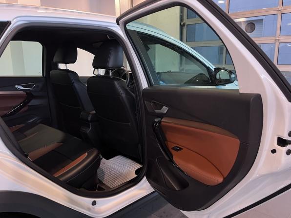 Lada (ВАЗ) Vesta I Рестайлинг (NG) с пробегом 2024 года, цена 1 745 000 рублей, 44950 км, универсал, Автокод Объявления
