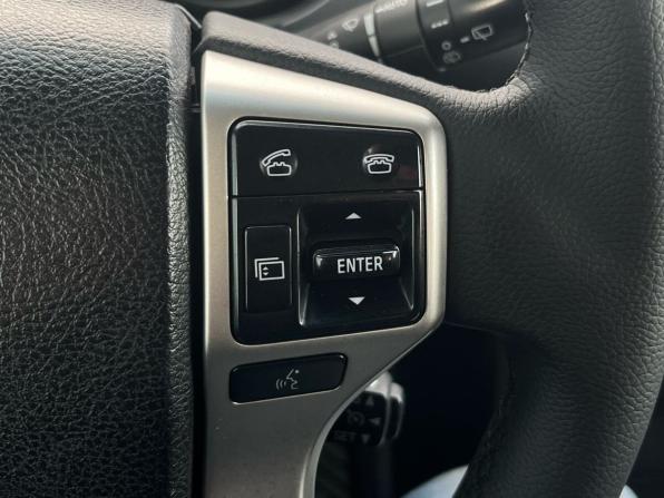 Toyota Land Cruiser Prado 150 Series с пробегом 2010 года, цена 1 850 000 рублей, 544724 км, внедорожник, Автокод Объявления