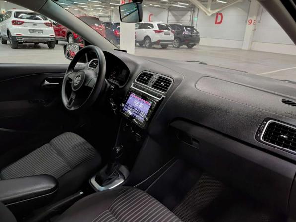 Volkswagen Polo V с пробегом 2010 года, цена 690 000 рублей, 145280 км, седан, Автокод Объявления