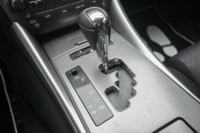 Lexus IS II с пробегом 2006 года, цена 1 098 000 рублей, 250850 км, седан, Автокод Объявления