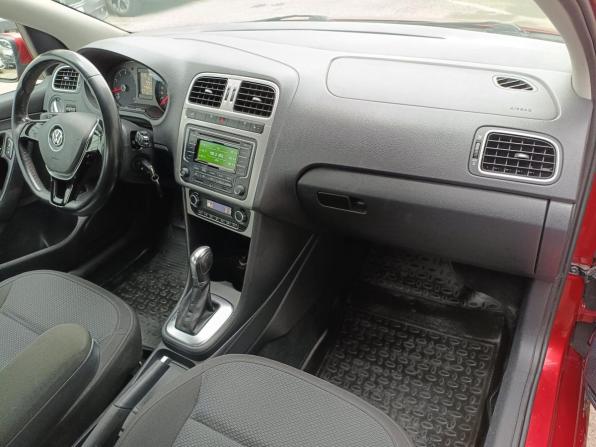 Volkswagen Polo V Рестайлинг с пробегом 2015 года, цена 829 000 рублей, 144630 км, седан, Автокод Объявления