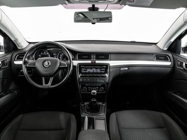 Skoda Superb II Рестайлинг с пробегом 2014 года, цена 1 400 000 рублей, 136389 км, лифтбек, Автокод Объявления