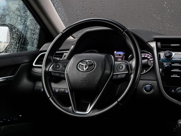 Toyota Camry VIII (XV70) с пробегом 2018 года, цена 2 350 000 рублей, 99432 км, седан, Автокод Объявления