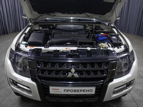 Mitsubishi Pajero IV Рестайлинг 2 с пробегом 2019 года, цена 3 798 000 рублей, 42300 км, внедорожник, Автокод Объявления