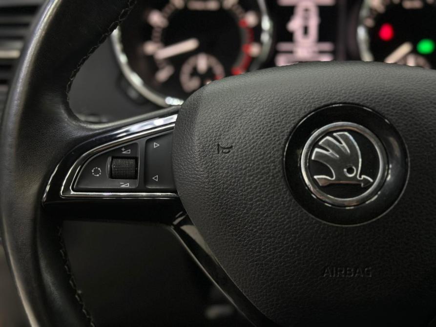 Skoda Yeti I Рестайлинг Санкт-Петербург  - изображение 19