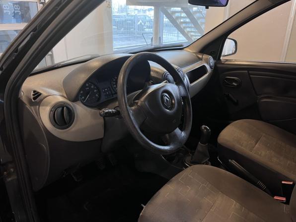 Renault Logan I Рестайлинг с пробегом 2010 года, цена 350 000 рублей, 205238 км, седан, Автокод Объявления