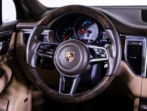 Porsche Macan I с пробегом 2015 года, цена 3 845 000 рублей, 126285 км, внедорожник, Автокод Объявления