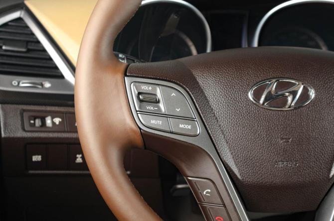 Hyundai Santa Fe III с пробегом 2013 года, цена 1 699 000 рублей, 212946 км, внедорожник, Автокод Объявления