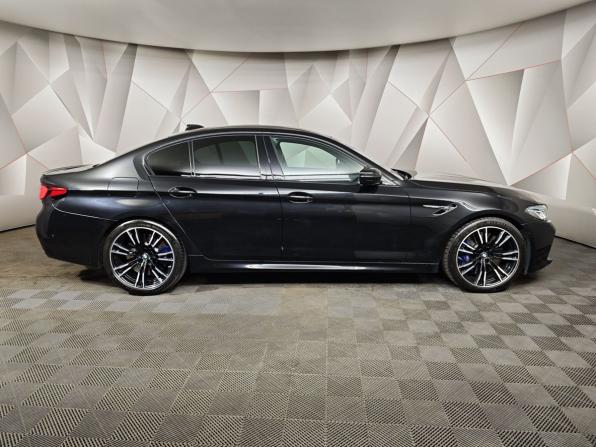 BMW M5 VI (F90) Рестайлинг с пробегом 2022 года, цена 9 800 000 рублей, 56977 км, седан, Автокод Объявления