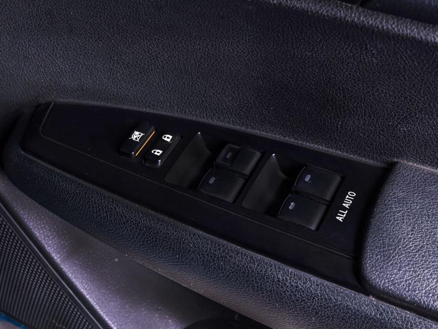 Toyota Corolla XI (E160 E170) Рестайлинг 2 Минеральные Воды  - изображение 15