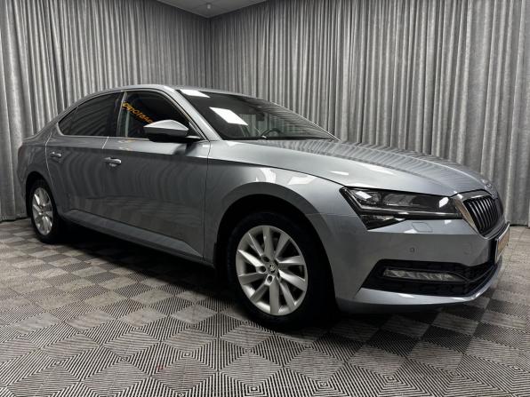 Skoda Superb III Рестайлинг с пробегом 2019 года, цена 2 700 000 рублей, 108063 км, лифтбек, Автокод Объявления
