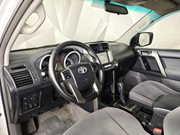Toyota Land Cruiser Prado 150 Series с пробегом 2012 года, цена 2 479 000 рублей, 231880 км, внедорожник, Автокод Объявления