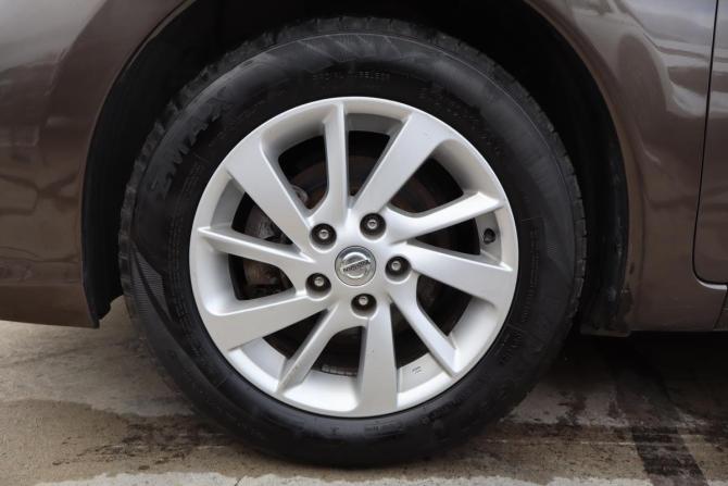 Nissan Tiida II с пробегом 2015 года, цена 719 000 рублей, 188300 км, хэтчбек, Автокод Объявления