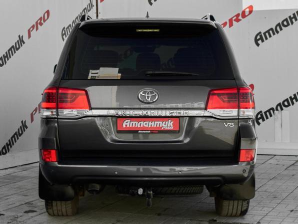 Toyota Land Cruiser 200 Series Рестайлинг 2 с пробегом 2019 года, цена 7 000 000 рублей, 86824 км, внедорожник, Автокод Объявления