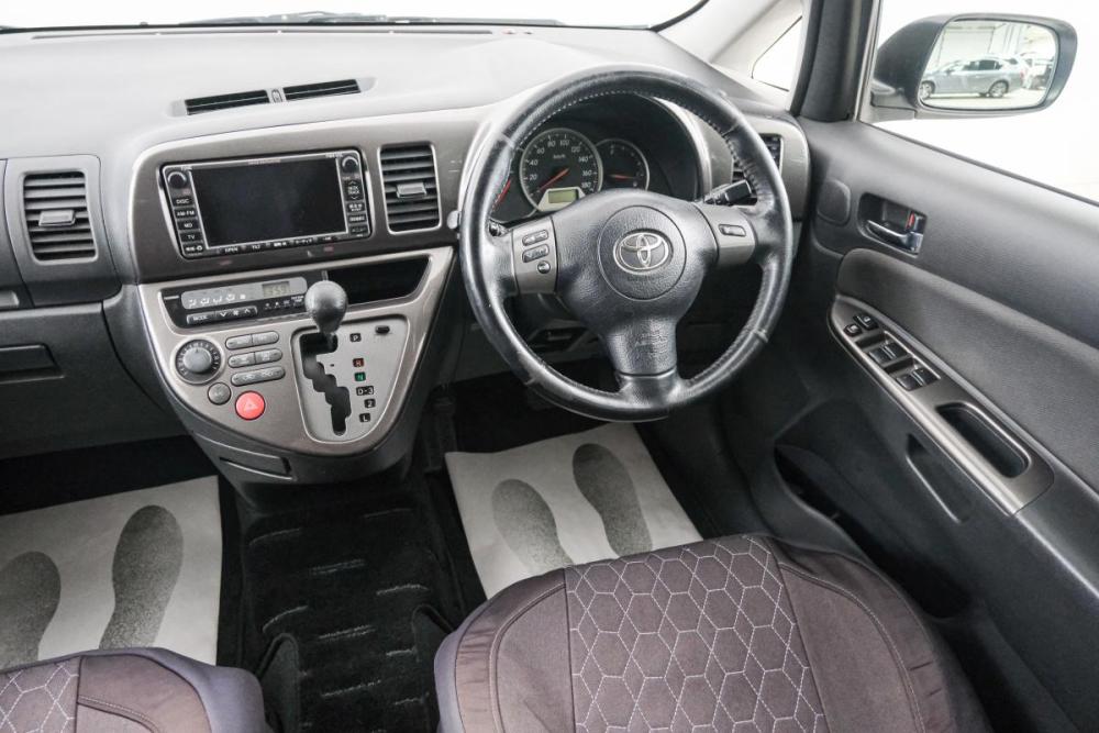 Toyota Wish I Красноярск  - изображение 10