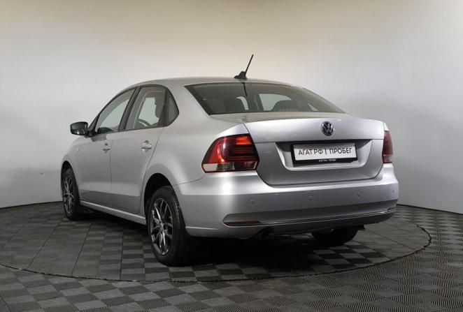 Volkswagen Polo V Рестайлинг с пробегом 2017 года, цена 1 160 000 рублей, 114945 км, седан, Автокод Объявления