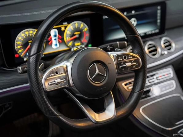 Mercedes-Benz E-Класс V (W213 S213 C238) с пробегом 2018 года, цена 3 811 000 рублей, 51020 км, седан, Автокод Объявления