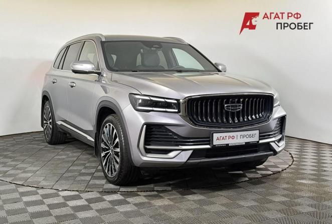 Geely Monjaro I Рестайлинг с пробегом 2025 года, цена 4 100 000 рублей, 3801 км, внедорожник, Автокод Объявления