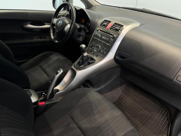 Toyota Auris I с пробегом 2008 года, цена 710 000 рублей, 147405 км, хэтчбек, Автокод Объявления