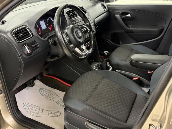 Volkswagen Polo V Рестайлинг с пробегом 2020 года, цена 759 000 рублей, 68758 км, седан, Автокод Объявления