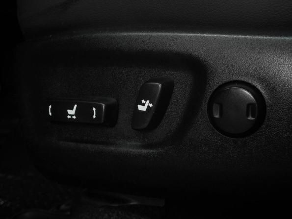 Toyota RAV4 IV (XA40) с пробегом 2013 года, цена 1 849 000 рублей, 189753 км, внедорожник, Автокод Объявления