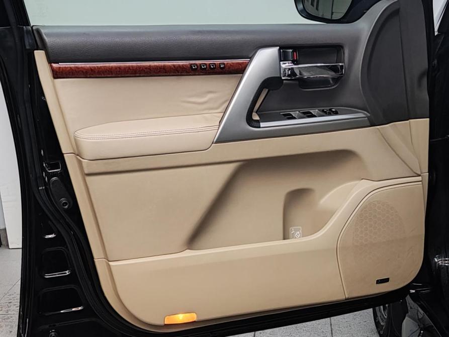 Toyota Land Cruiser 200 Series Рестайлинг 1 Барнаул  - изображение 19