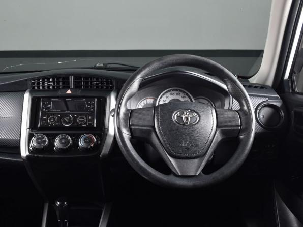 Toyota Corolla XI (E160 E170 E180) с пробегом 2013 года, цена 999 999 рублей, 238494 км, универсал, Автокод Объявления
