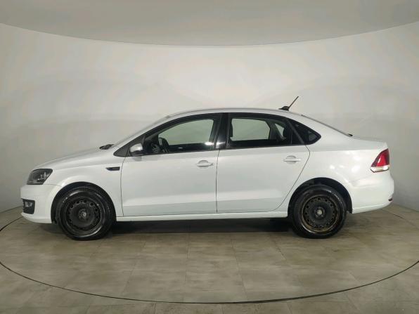 Volkswagen Polo V Рестайлинг с пробегом 2018 года, цена 960 000 рублей, 105000 км, седан, Автокод Объявления