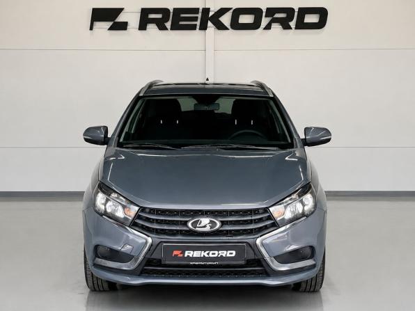 Lada (ВАЗ) Vesta I с пробегом 2018 года, цена 1 009 000 рублей, 83306 км, универсал, Автокод Объявления