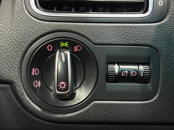 Volkswagen Polo V с пробегом 2011 года, цена 699 000 рублей, 248300 км, хэтчбек, Автокод Объявления