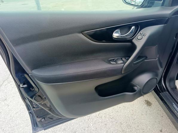 Nissan Qashqai II с пробегом 2014 года, цена 1 349 995 рублей, 102240 км, внедорожник, Автокод Объявления