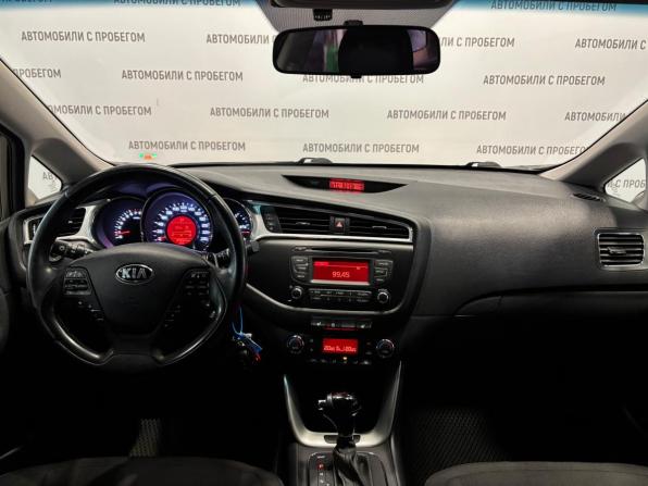 Kia Ceed II Рестайлинг с пробегом 2017 года, цена 1 499 000 рублей, 67850 км, универсал, Автокод Объявления