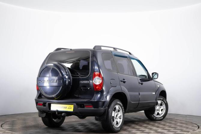 Chevrolet Niva I Рестайлинг с пробегом 2012 года, цена 499 000 рублей, 109727 км, внедорожник, Автокод Объявления