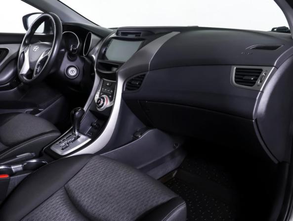 Hyundai Elantra V (MD) с пробегом 2012 года, цена 933 000 рублей, 112000 км, седан, Автокод Объявления