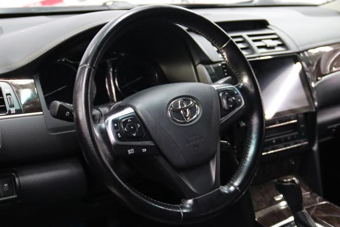 Toyota Camry VII (XV50) Рестайлинг с пробегом 2016 года, цена 2 365 650 рублей, 134588 км, седан, Автокод Объявления