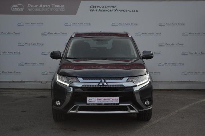 Mitsubishi Outlander III Рестайлинг 3 с пробегом 2020 года, цена 2 490 000 рублей, 115900 км, внедорожник, Автокод Объявления