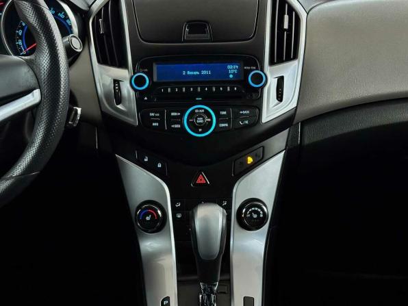 Chevrolet Cruze I Рестайлинг с пробегом 2013 года, цена 590 000 рублей, 223673 км, седан, Автокод Объявления