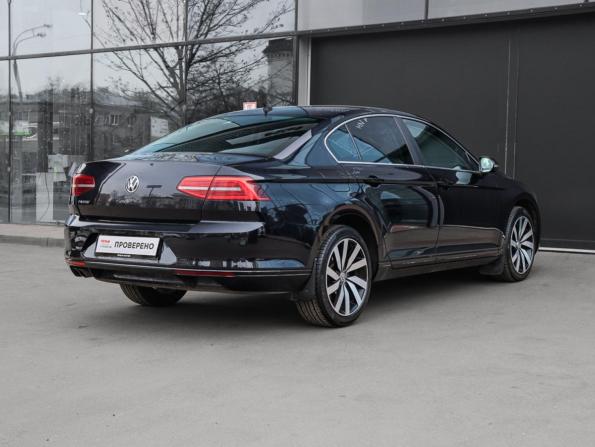 Volkswagen Passat B8 с пробегом 2019 года, цена 2 190 000 рублей, 175961 км, седан, Автокод Объявления