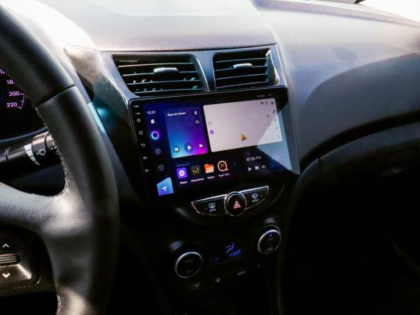 Hyundai Solaris I с пробегом 2014 года, цена 985 000 рублей, 130000 км, седан, Автокод Объявления